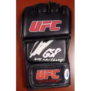 Georges St Pierre Autographed UFC Fighting Glove UFC WW Champ PSA/DNA 