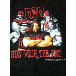  NWO Run with the Pac T Shirt Size Large 