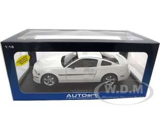 Brand new 118 scale diecast model of 2007 Ford Mustang GT California 