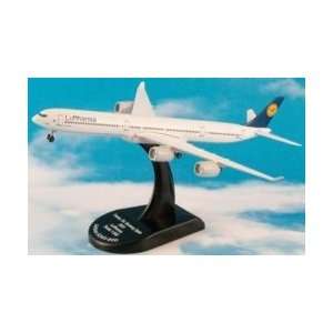  Model Power Lufthansa A340 600 1500 Toys & Games