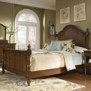   Attic Heirlooms Chatham Place Bed by Broyhill