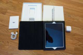 Apple iPad 2 16GB, Wi Fi, 9.7in   White (MC979LL/A)   Mint 