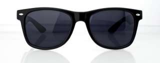 This auction is for 1 pair of these Wayfarers are black with the Extra 