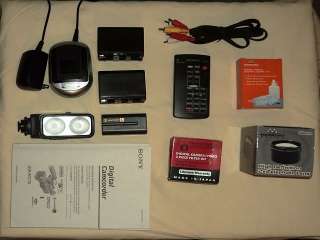 Sony Handycam DSR PD170 Camcorder Black Lens Lamp Case Battery Filter 