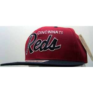  Cincinnati Reds Vintage Retro Snapback Cap Sports 