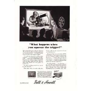   & Howell Training Film Machine Gunner Original Vintage War Print Ad
