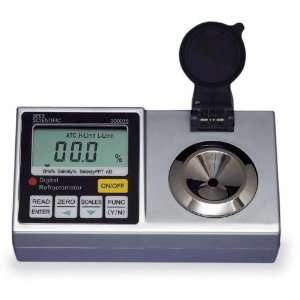 Digital Refractometer, Brix, 0.0 to 60.0%, 0.0 to 28.0% Salinity, 1 