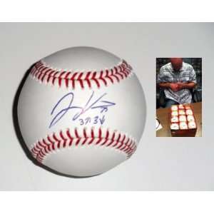  Jonny Venters Autographed Baseball