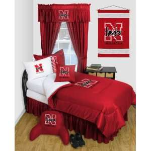  Best Quality Locker Room Drape   Nebraska Cornhuskers NCAA 