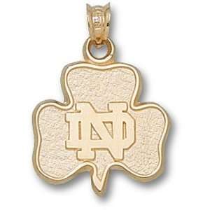  University of Notre Dame Shamrock 5/8 Pendant (Gold 