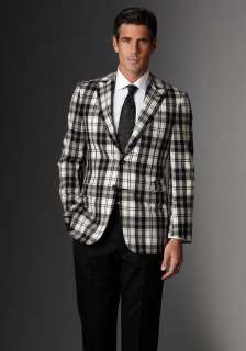 Two Button Jacket with Side Vents Peak Lapel Combination Flap Pockets 
