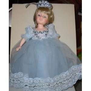 Cinderella Ball Gown 14 Inch Alexander Doll Toys & Games