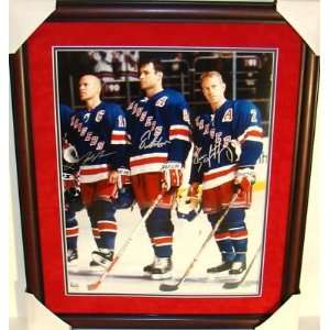  Messier Lindros Leetch SIGNED Framed 16x20 STEINER   New 