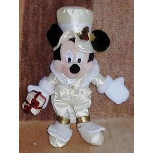  Disneys Holiday Mickey Mouse 10 1/2 to Top of Hat Toys & Games