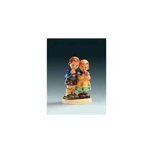  Hummel 155824 We Congratulate Figure