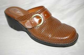   Artisan Light Brown Woven Leather Clogs Womens Shoes 9.5 M  