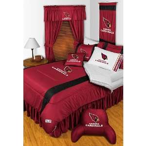   Sidelines Queen / Full Comforter by Sports Coverage