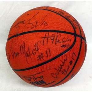   Jsa Olajuwon + 12   Autographed Basketballs