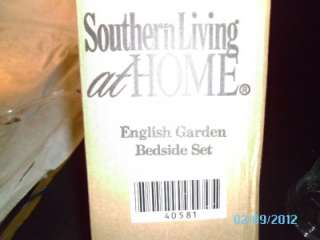SOUTHERN LIVING AT HOME ENGLISH GARDEN BEDSIDE SET CARAFE & GLASS 