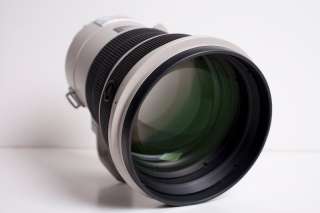Canon EF L IS USM 200 mm F/2.0 Lens For Canon *** 0013803083767 
