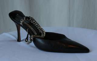 MANOLO BLAHNIK Black Chain Link Ankle Strap Heels 38.5  