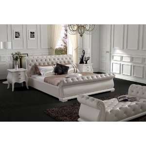  Modern Furniture  VIG  Modern White Tufted Leatherette Bed 