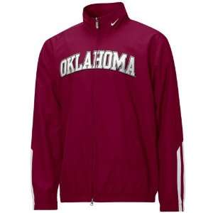  Nike Oklahoma Sooners Crimson Senior Wind Jacket Sports 