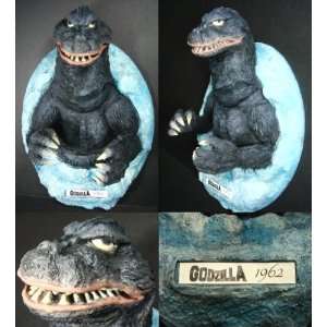  Godzilla head Line Series  Godzilla 1962  Toys & Games