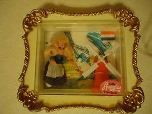   Kiddles Huggles Netherlands mini doll Fun World picture frame box nice