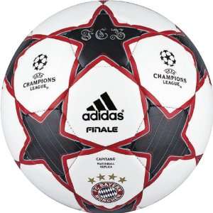 FC Bayern Finale 10 Capitano Soccer Ball (3)  Sports 
