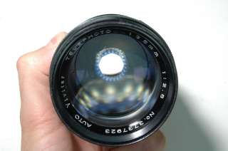 Nikon fit Vivitar 135mm f2.8 Lens in excellent condition