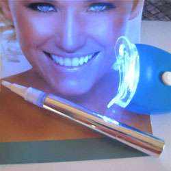 35 percent Teeth Whitening Pen and Rapid Accelerator Light   