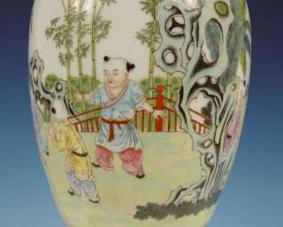 Superb Chinese Porcelain Vase Figures Marked Ca. 1900  