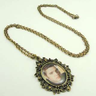 Elvis The King of Rock and Roll necklace pendant 15  