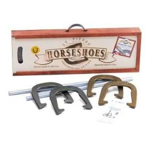   American Professional Horseshoe Set in Wood Case