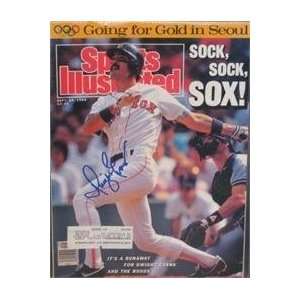 Dwight Evans autographed Sports Illustrated Magazine (Boston Red Sox)