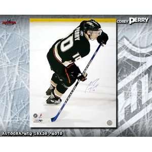  Corey Perry Anaheim Ducks Autographed/Hand Signed 16 x 20 