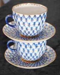   Vintage USSR Porcelain Tea Cups Saucers Blue Lattice & Gilt  