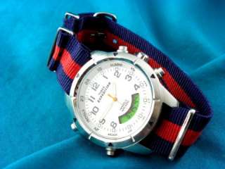 NEW TIMEX MENS LARGE WHITE FACED INDIGLO ALARM WATCH WITH RED/NAVY G 