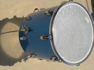 Vintage Ludwig 1965 1966 Drum Set sparkle blue  