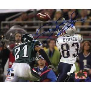 Deion Branch New England Patriots   Catching Pass vs. Eagles   8x10 
