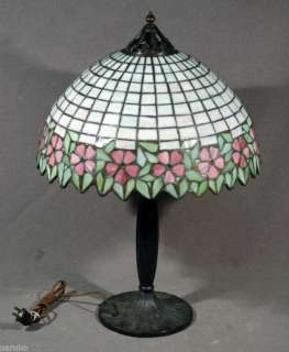 HANDEL LAMP w/ LEADED STAINED GLASS 16 HANDEL OR UNIQUE LAMP SHADE 