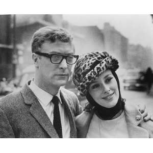 MICHAEL CAINE SERGEANT HARRY PALMER SUE LLOYD AGENT JEAN COURTNEY THE 