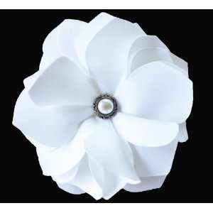 NEW Wedding White Satin Flower Hair Clip/brooch with Vintage Pearl 