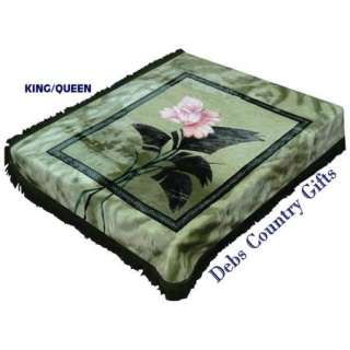 Light Green Floral Plush Blanket King/Queen 77x91 024409982743  