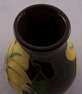 Moorcroft 7/3 vase Bermuda Lily on brown c1978 VG  