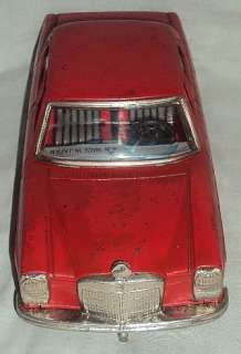 VINTAGE TAIYO BATTERY OPERETED TIN TOY CAR MERCEDESE 1960 MADE IN 
