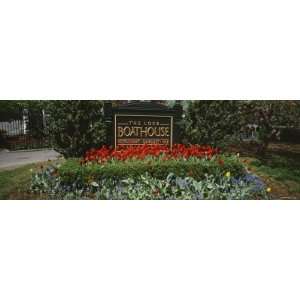 Sign Board in a Park, Central Park, Manhattan, New York, USA Stretched 