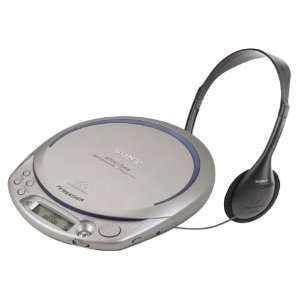  Sony D NF610 ATRAC3/ CD Walkman with Digital Tuner  Players 