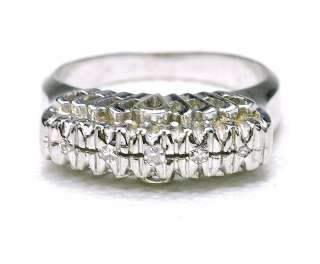 Vintage 14k White Gold & Diamond Ladies Wedding style Band ring 1970s 